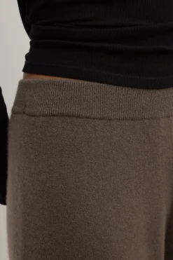 Aliyah Cashmere Pant