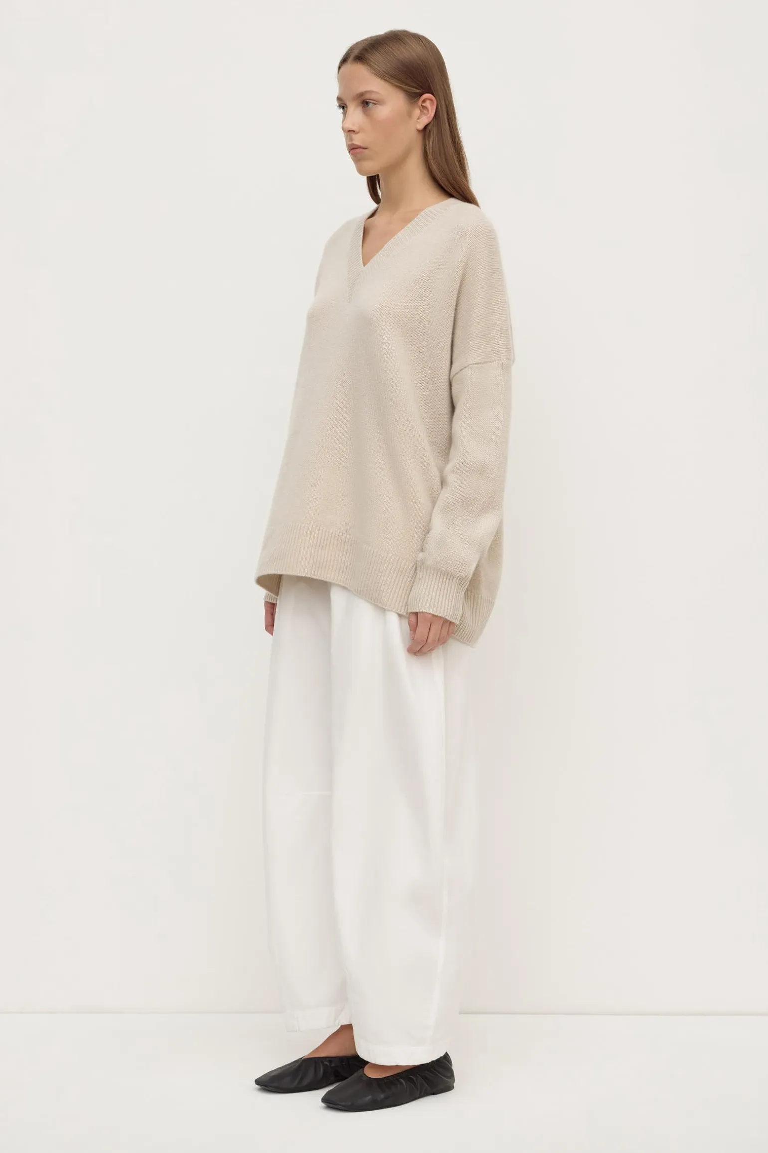 Alora Cashmere V Neck Knit
